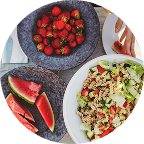 Assorted fruits and pasta